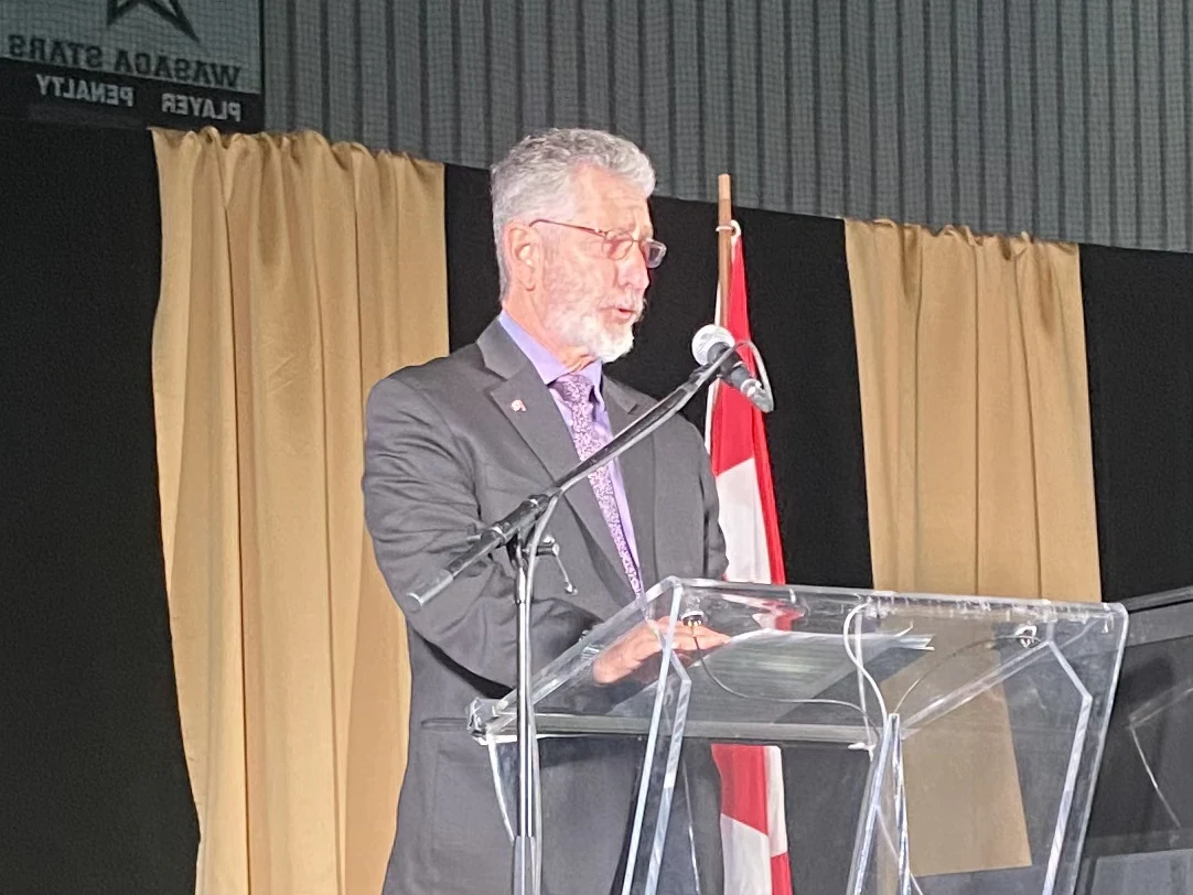 Mike Foley speaking at a 2026 graduation ceremony